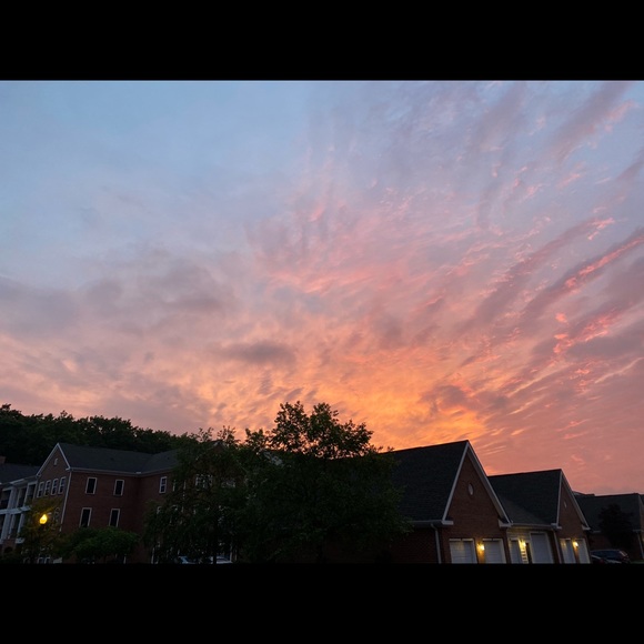 Meet your Posher, Linda - Picture 1 of 1